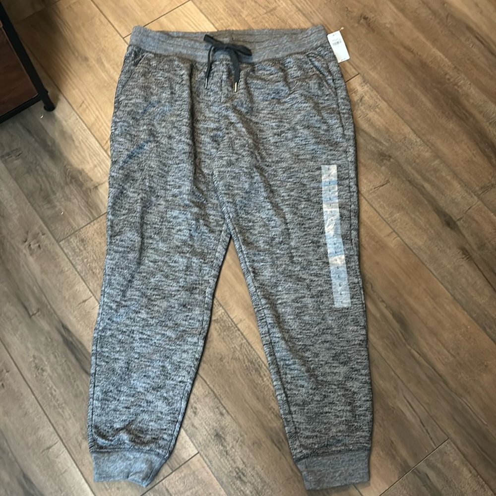 NWT old navy fleece joggers